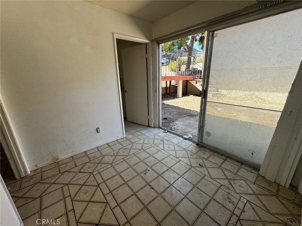 2280 El Capitan Drive