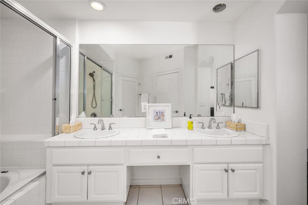 5142 Warner Avenue 204