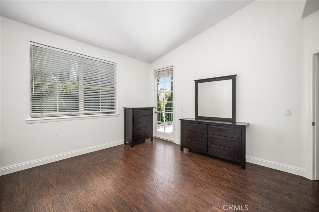 5142 Warner Avenue 204