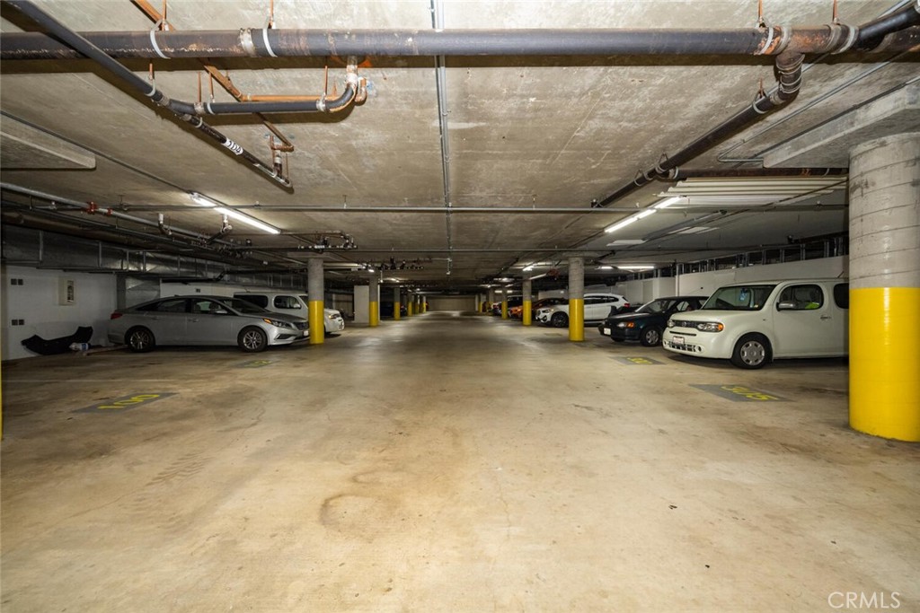 5142 Warner Avenue 204