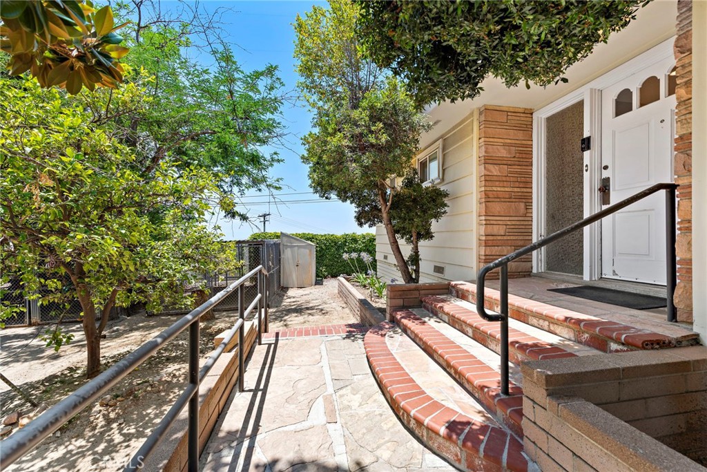 7603 E Santiago Canyon Road