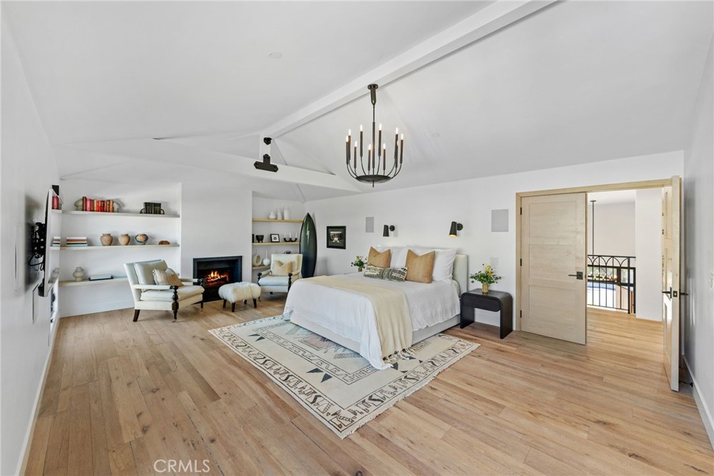 3857 Calle Del Establo