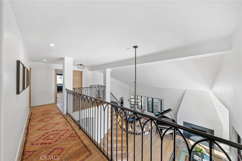 3857 Calle Del Establo