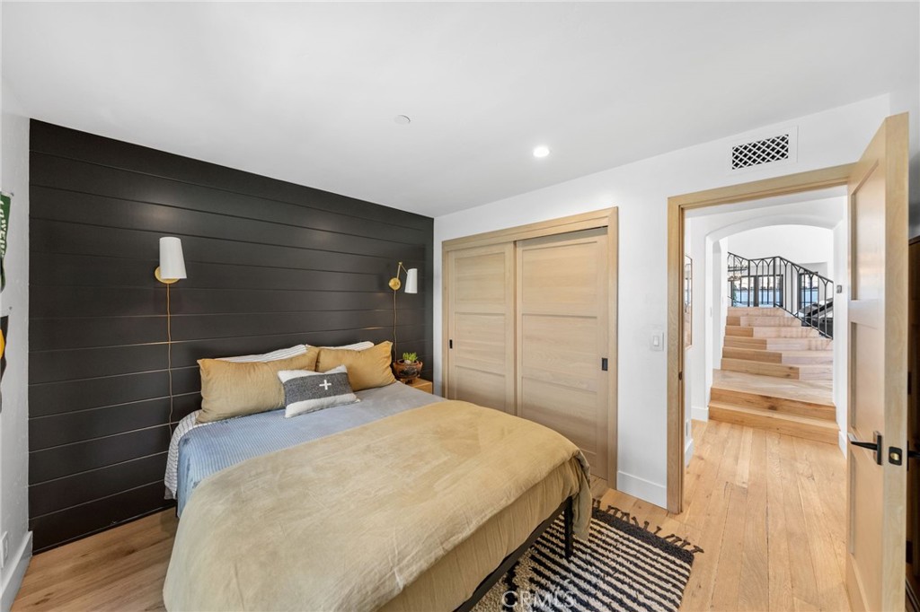 3857 Calle Del Establo