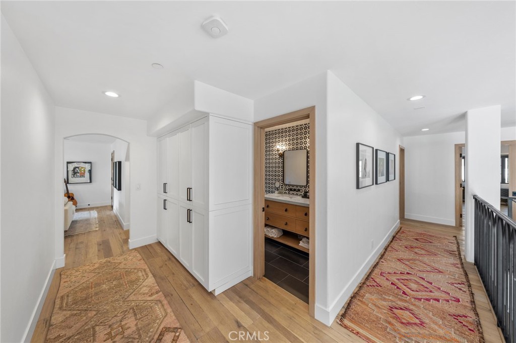 3857 Calle Del Establo