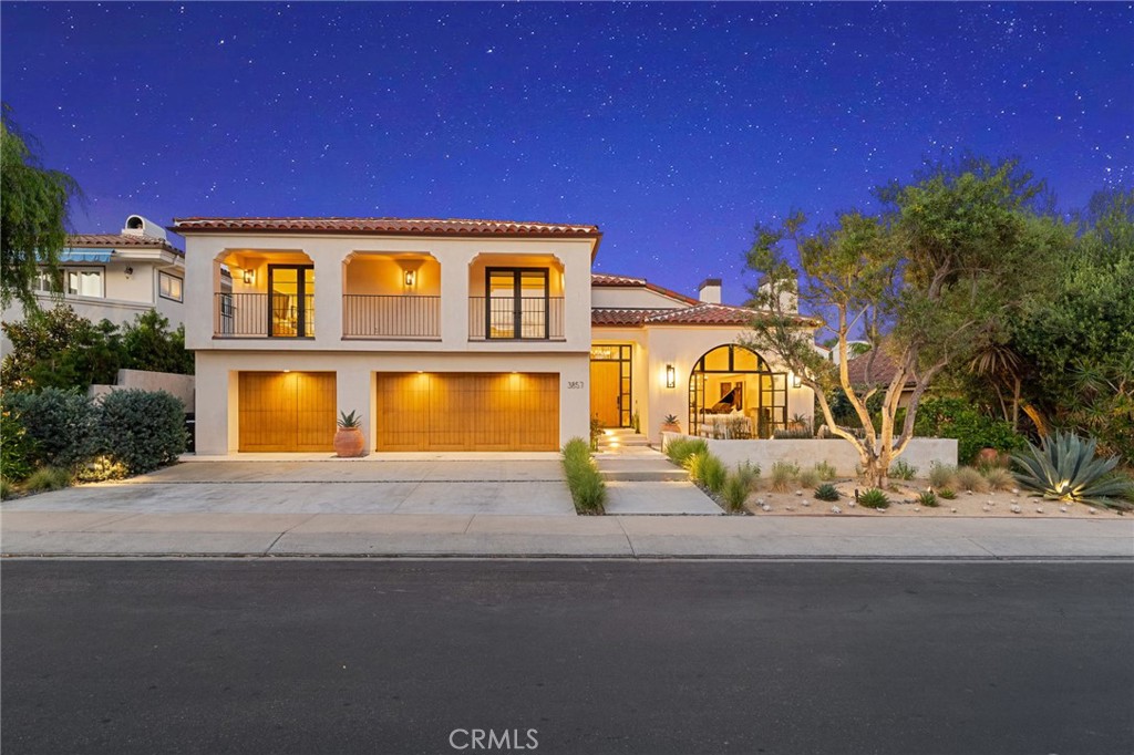 3857 Calle Del Establo