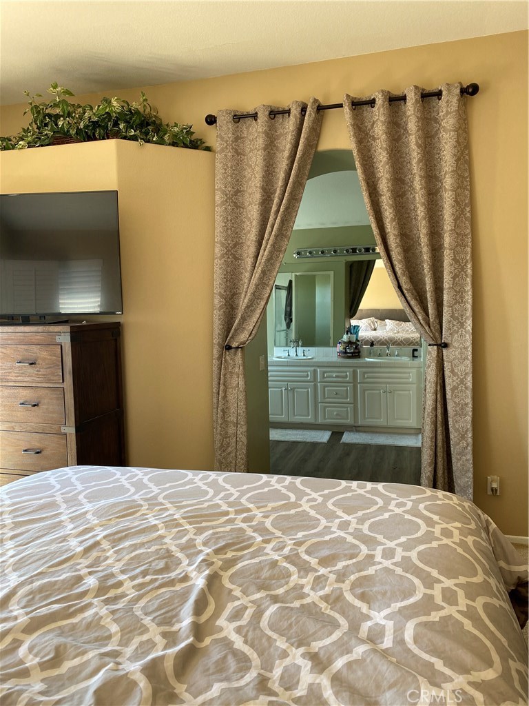 24588 Sunshine Drive