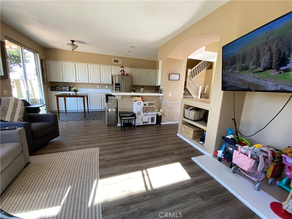 24588 Sunshine Drive