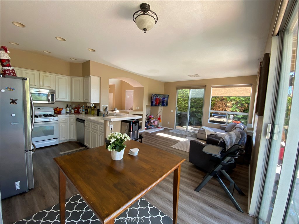 24588 Sunshine Drive