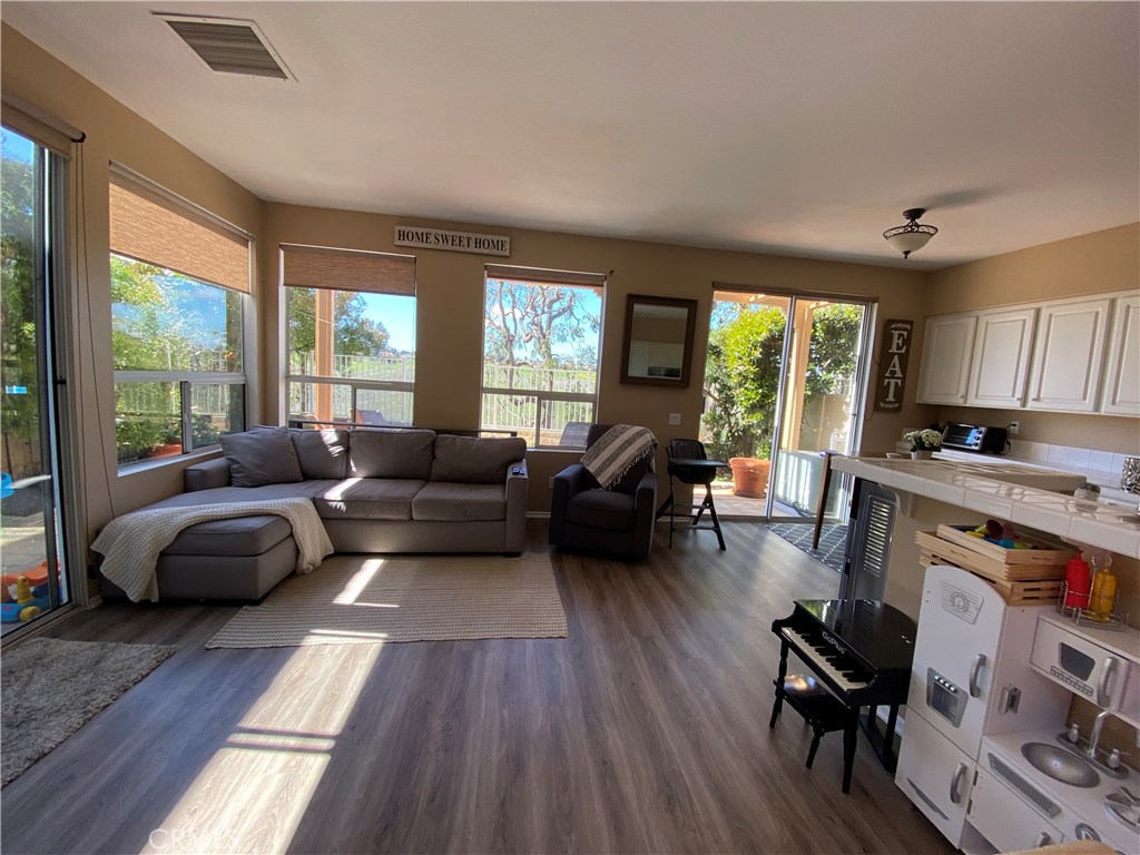 24588 Sunshine Drive