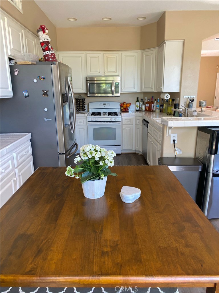 24588 Sunshine Drive