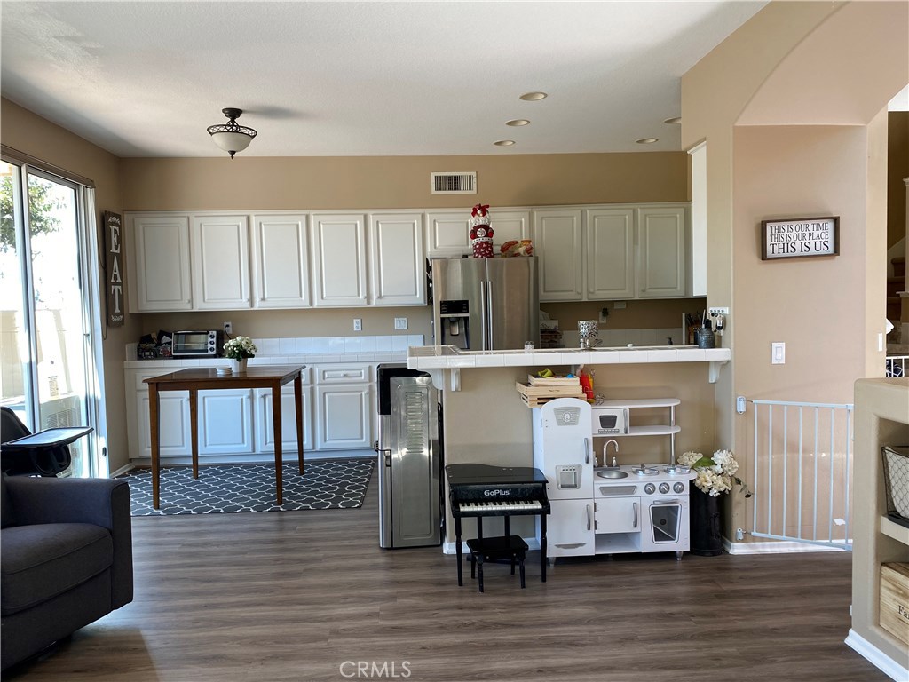 24588 Sunshine Drive