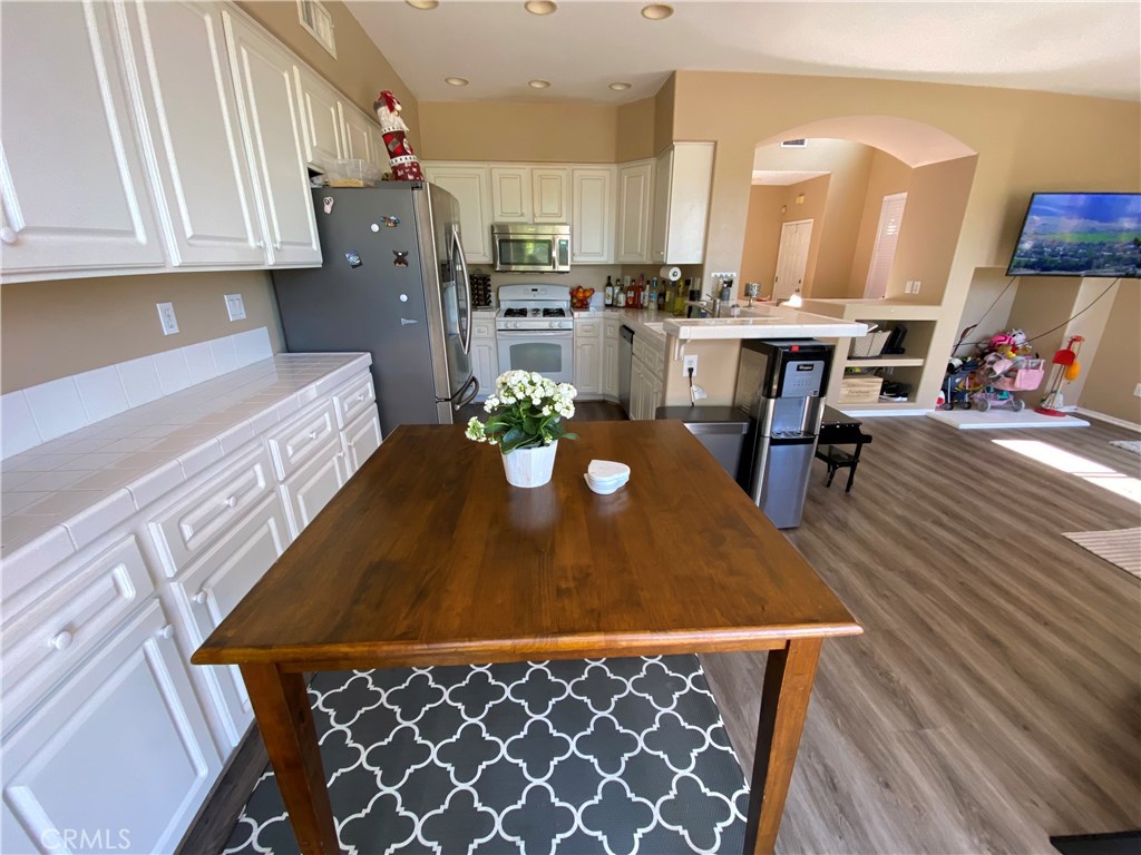 24588 Sunshine Drive