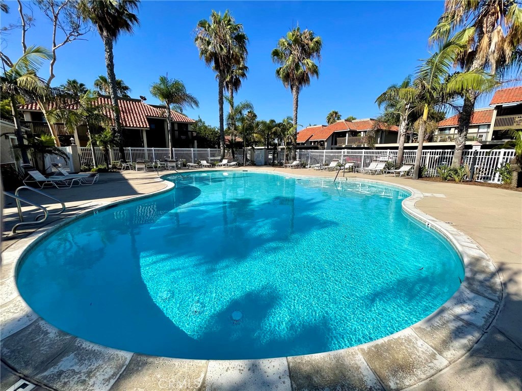 7668 Baypoint Drive 301