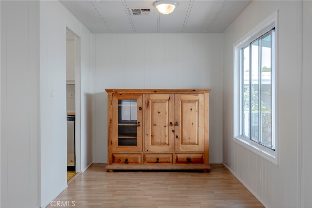 1973 Newport Blvd 17