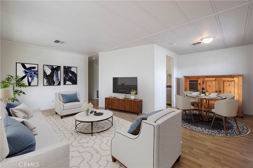 1973 Newport Blvd 17