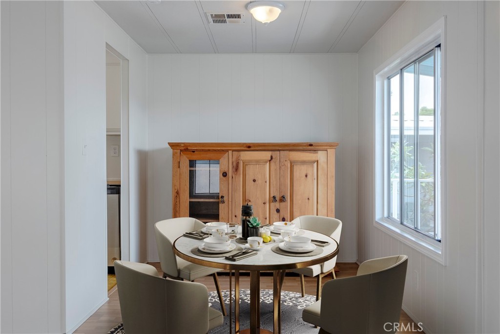 1973 Newport Blvd 17