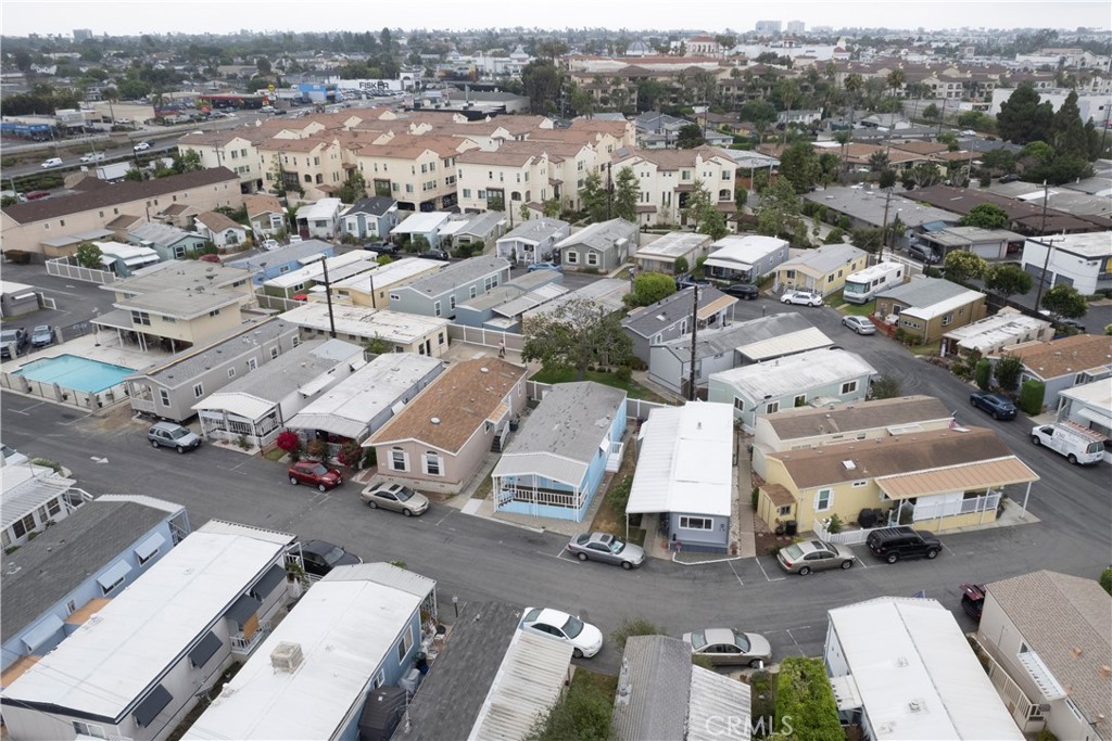 1973 Newport Blvd 17