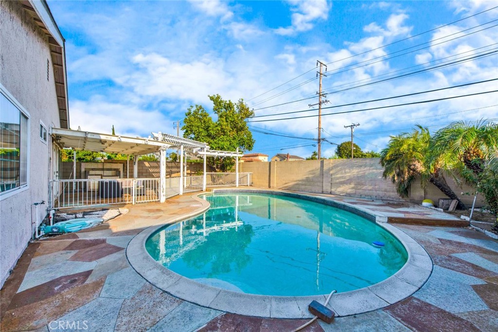 8372 Torchwood Circle