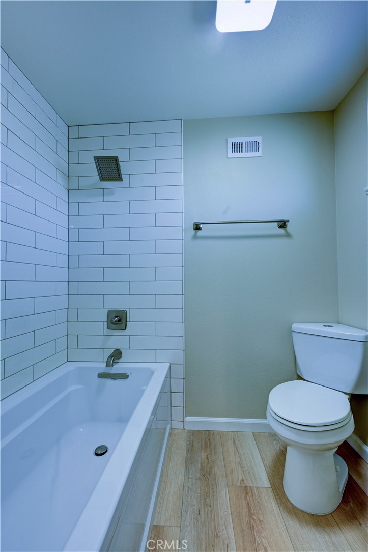 5201 Huntswood Circle