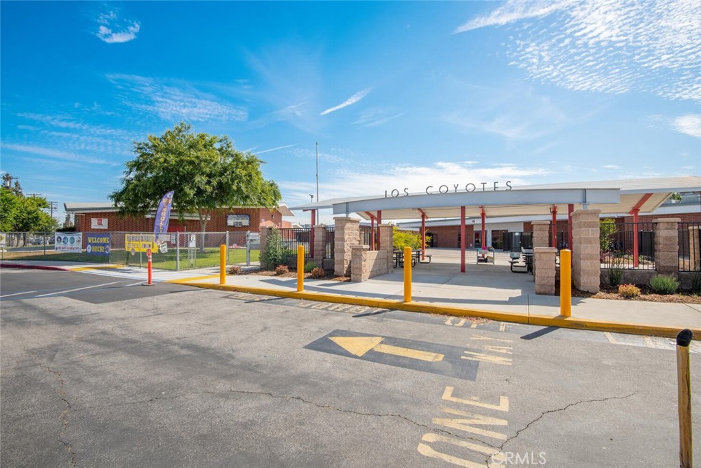 5201 Huntswood Circle