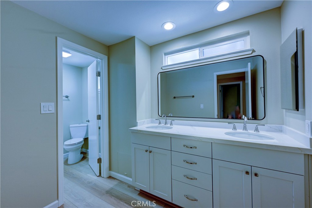 5201 Huntswood Circle