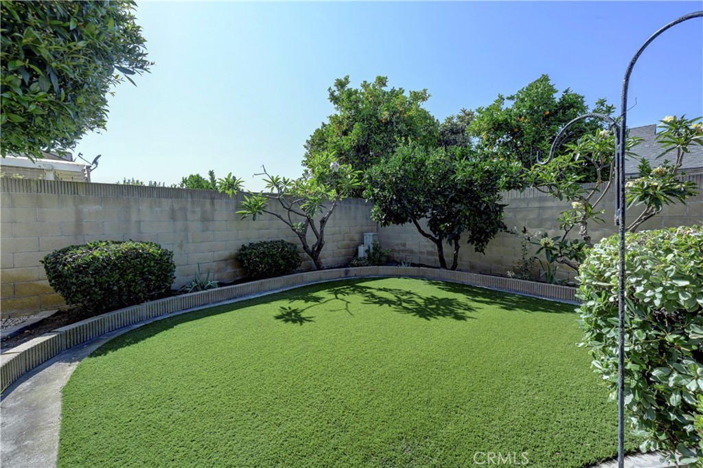 5201 Huntswood Circle