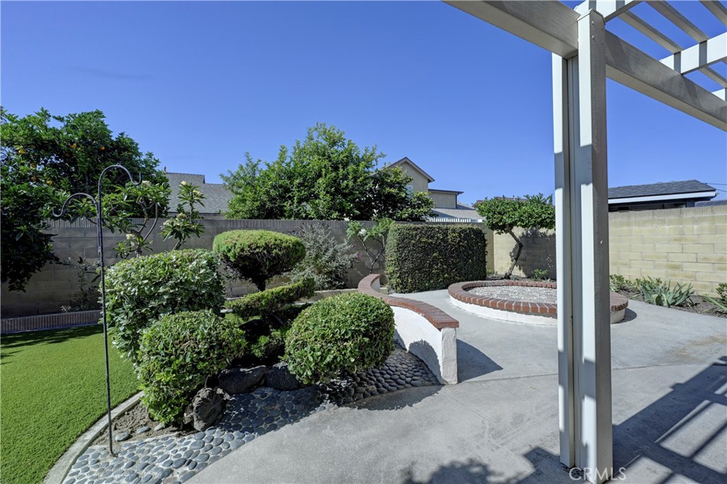 5201 Huntswood Circle