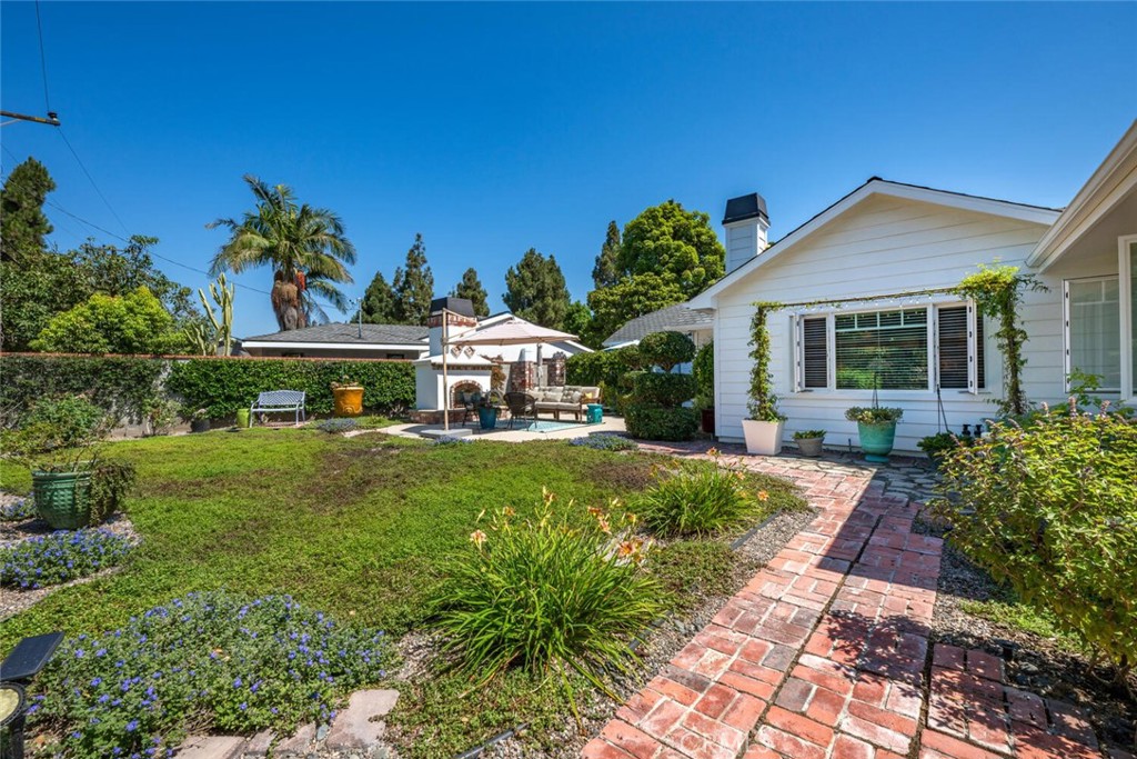 2989 Ceylon Dr.