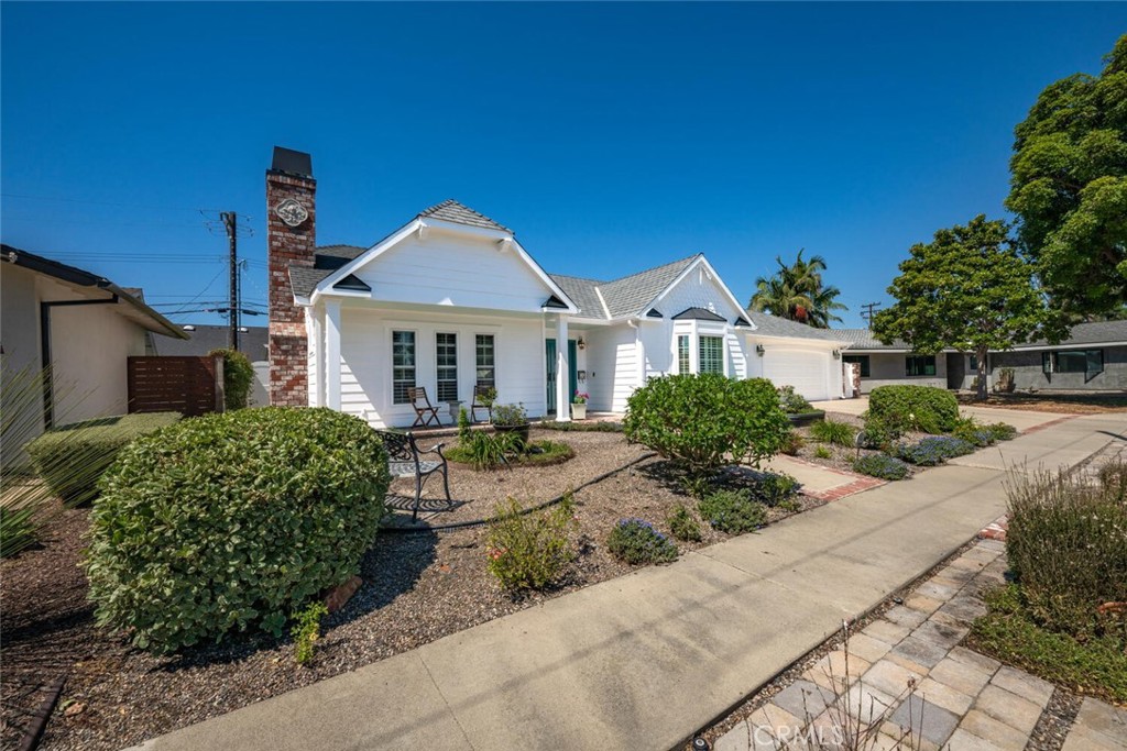 2989 Ceylon Dr.