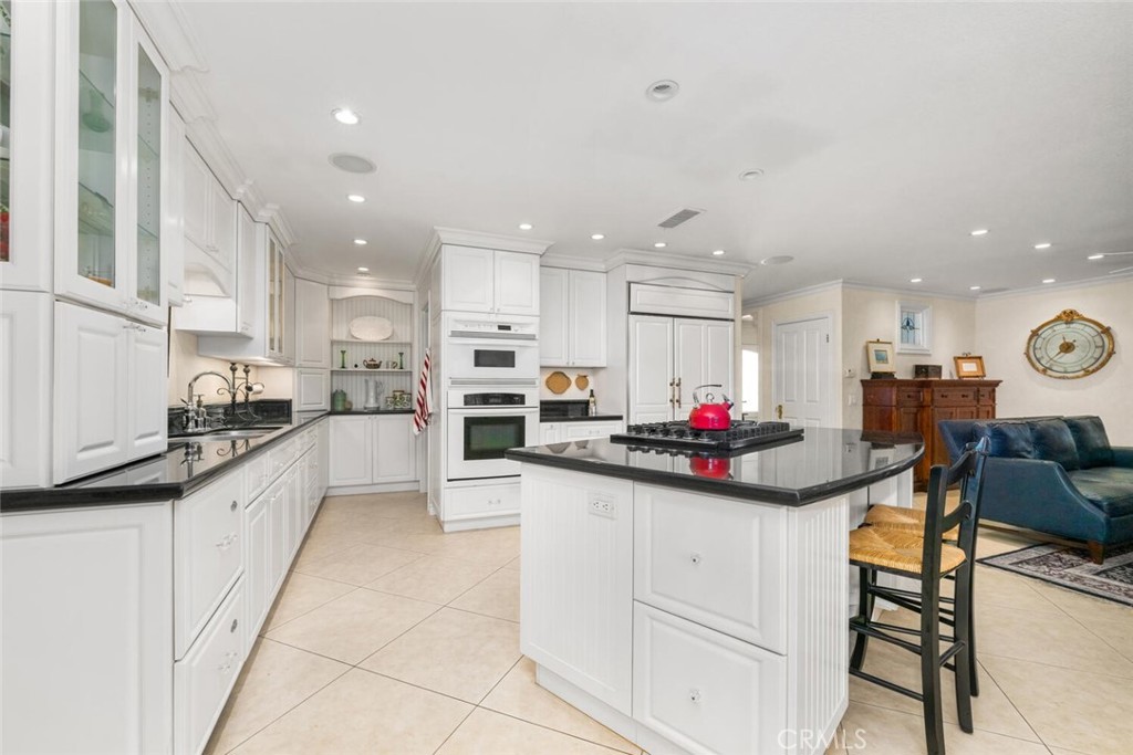 2989 Ceylon Dr.
