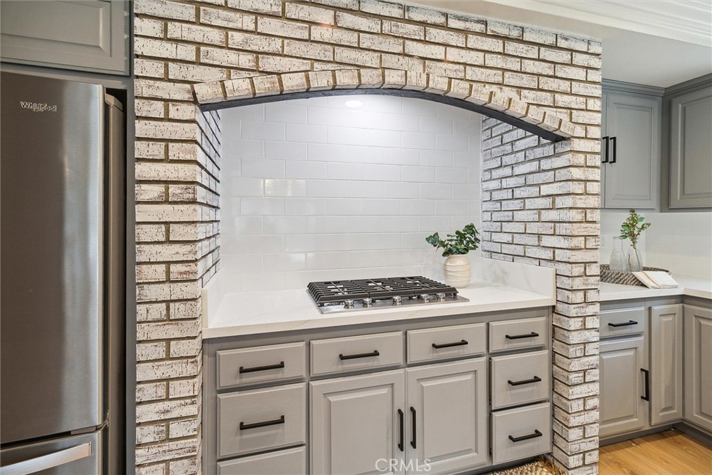 29152 Bobolink Drive