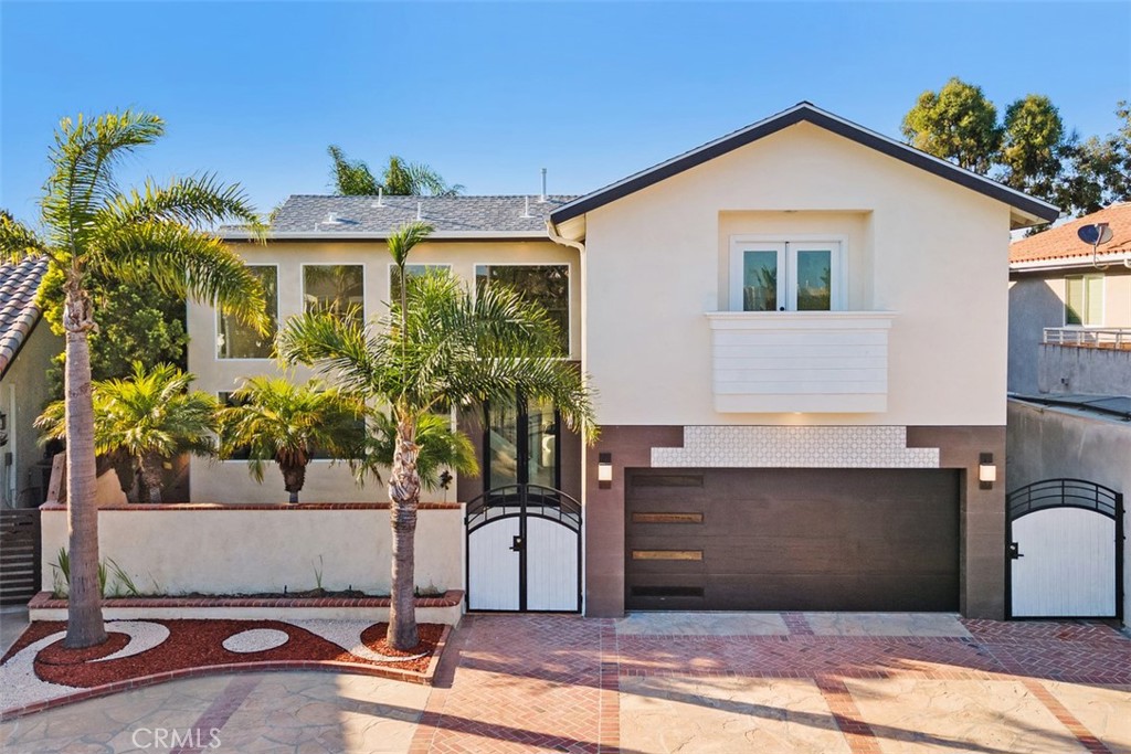 4043 Humboldt Drive