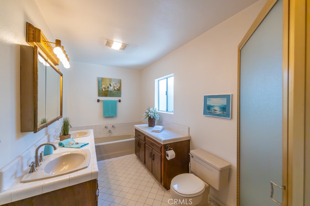 12748 Paramount Boulevard