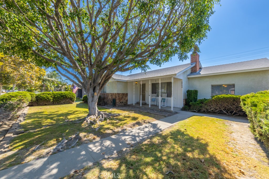 12748 Paramount Boulevard