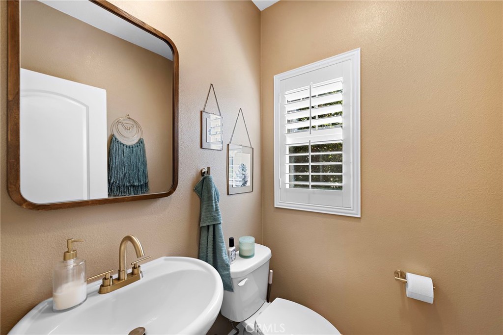 12524 Amesbury Circle