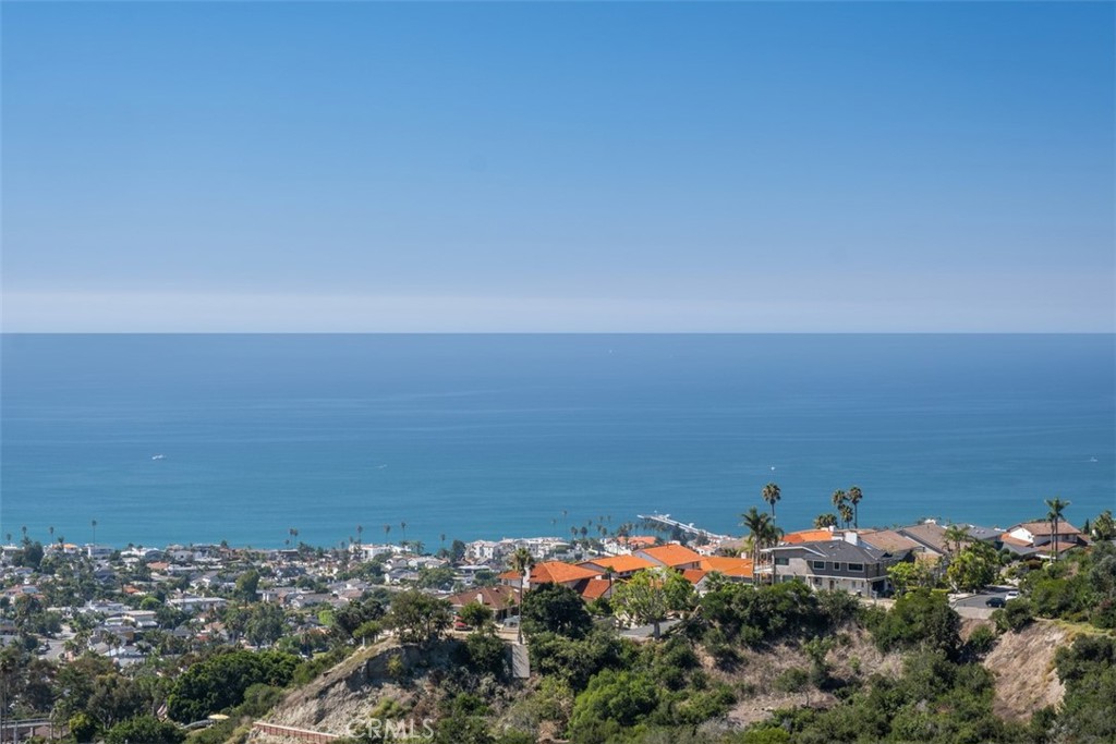 928 Avenida Salvador