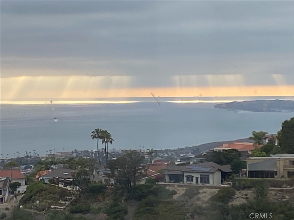 928 Avenida Salvador