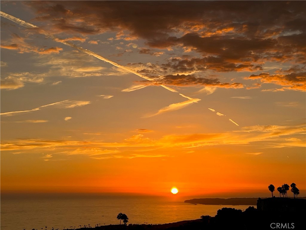 928 Avenida Salvador