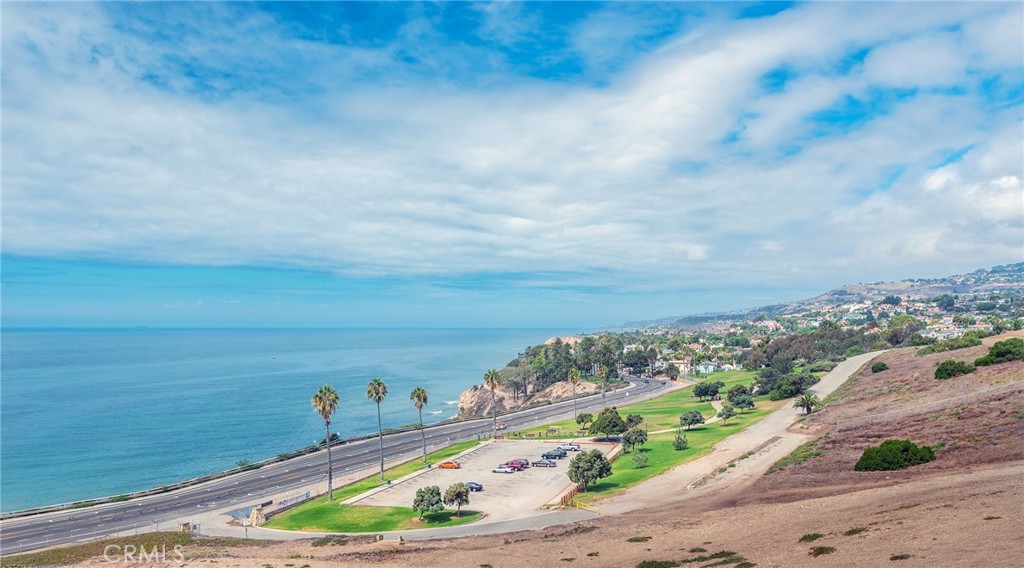 231 N Trotwood Avenue