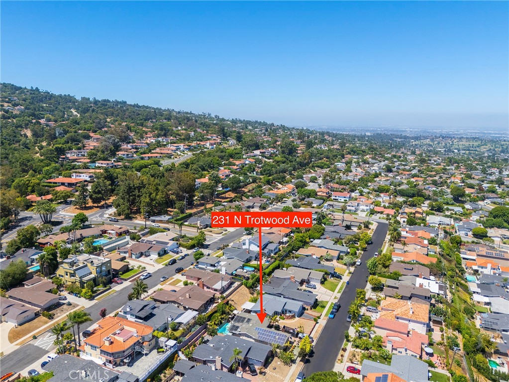 231 N Trotwood Avenue