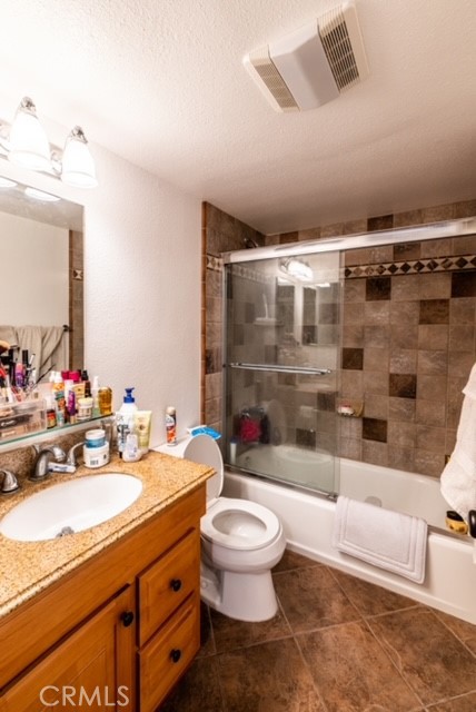 23821 Hillhurst Dr W 44