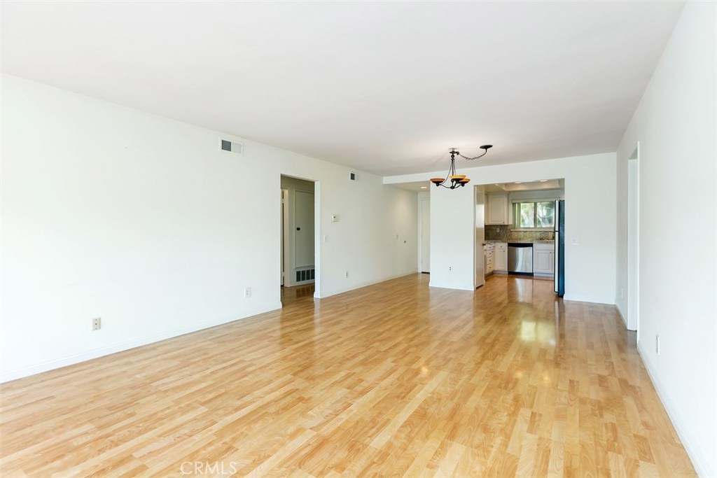 31604 W Nine Drive GL101