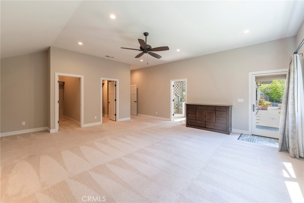 5512 Middlecoff Drive