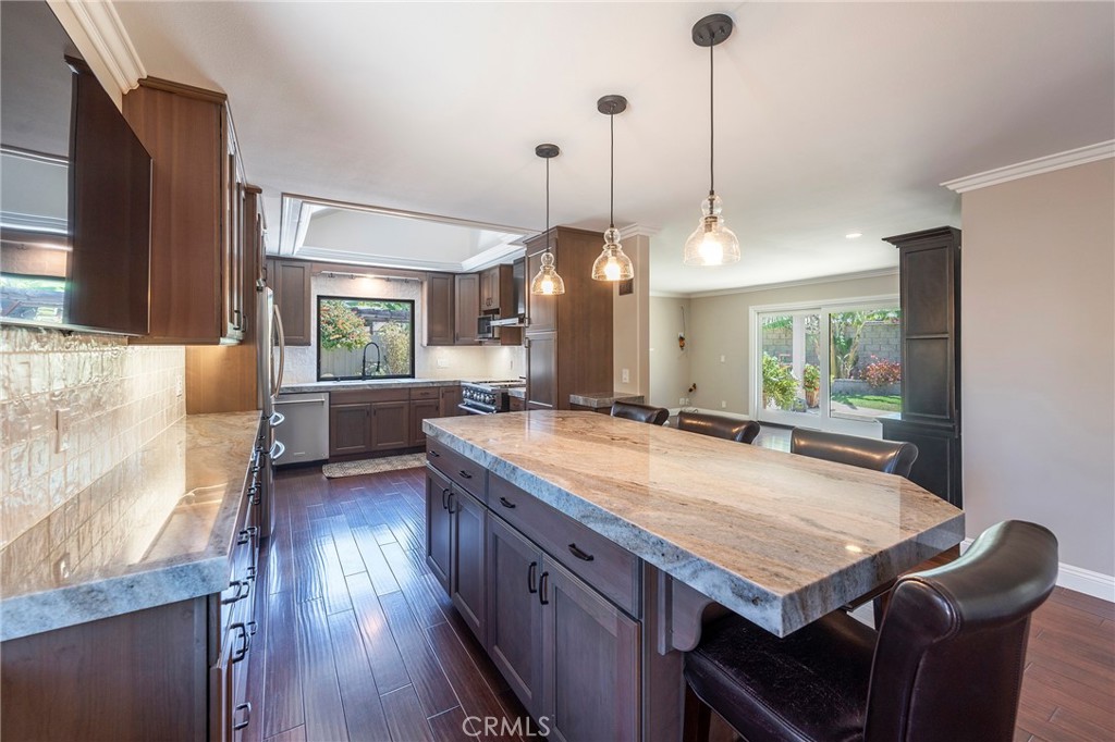 5512 Middlecoff Drive