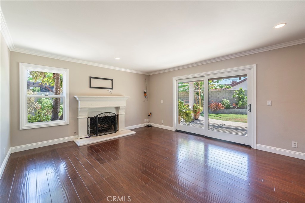 5512 Middlecoff Drive