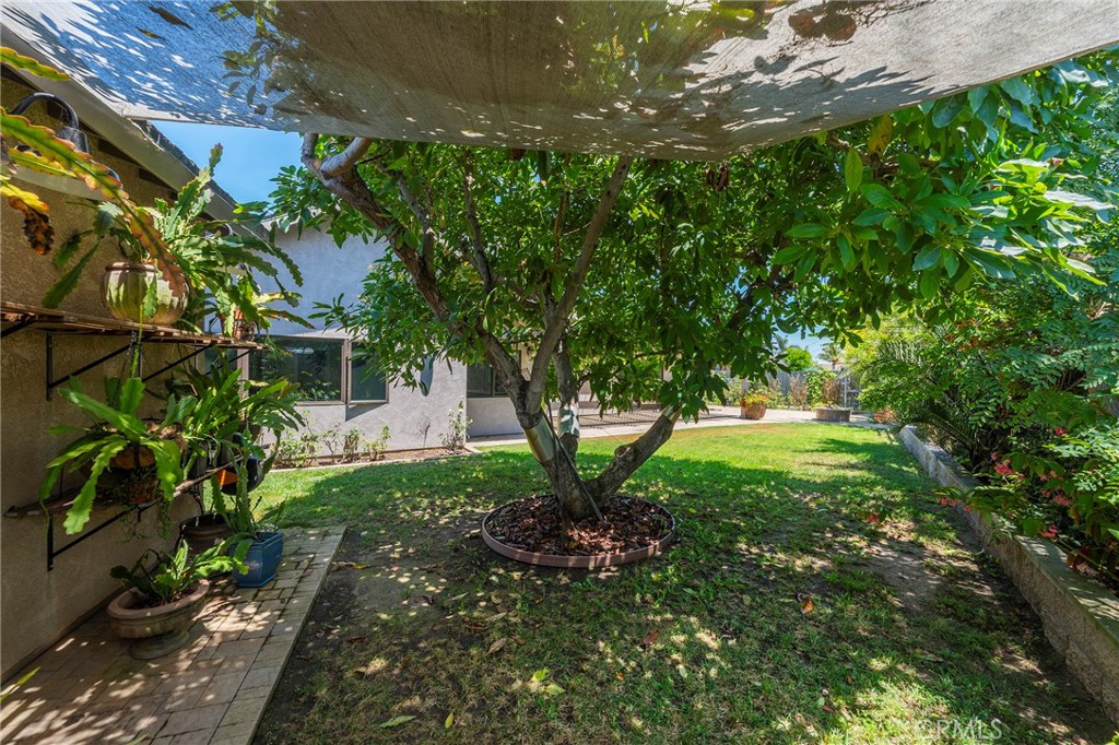 5512 Middlecoff Drive