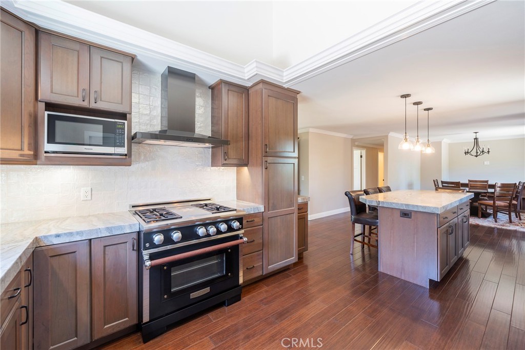 5512 Middlecoff Drive