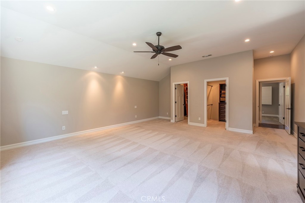 5512 Middlecoff Drive