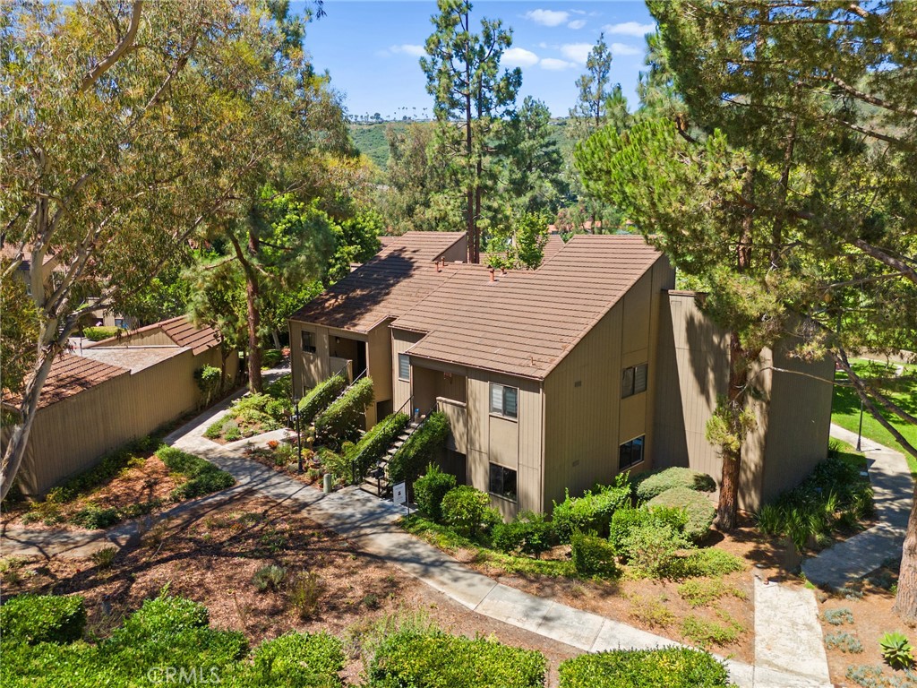 31391 E Nine Drive 67F